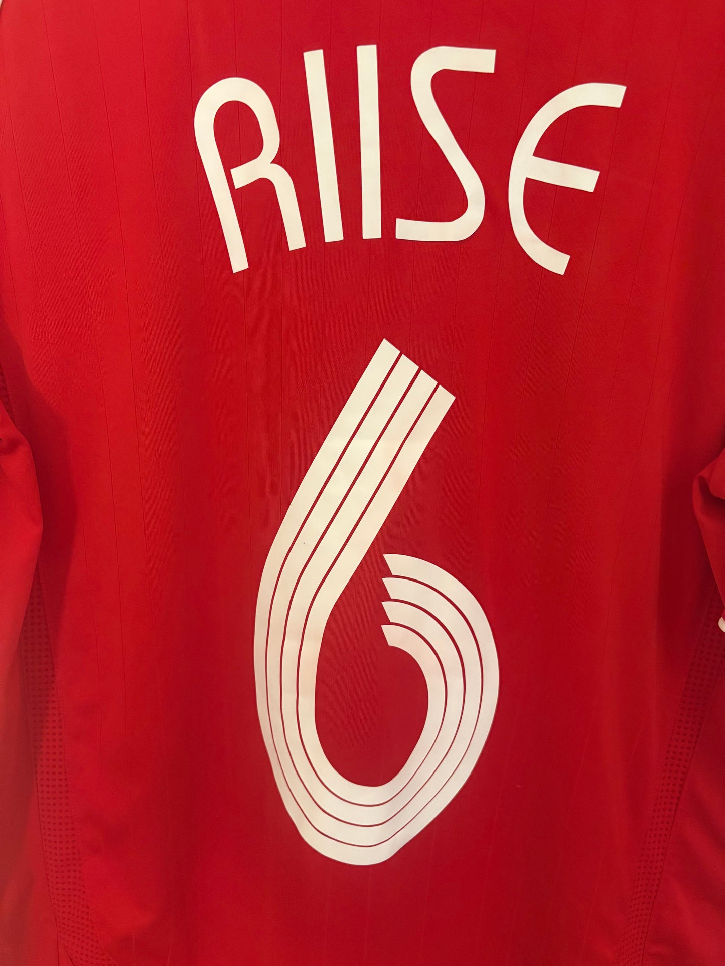Liverpool 2006/08 Hjemme - Riise